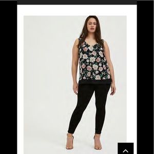 Torrid NWT floral blouse
